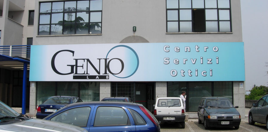 Insegna luminosa 30×3 mt